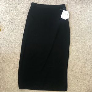 Misook black pencil skirt